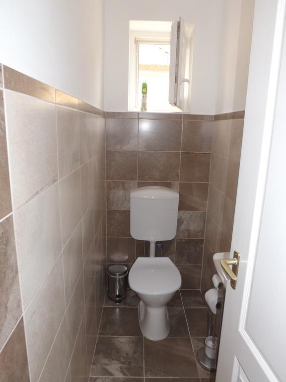 Fagyoengy Apartment Sárvár Стая снимка