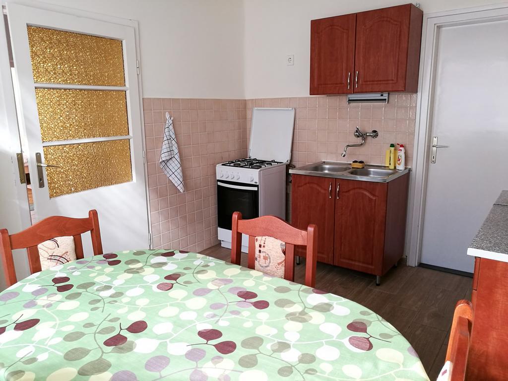 Fagyoengy Apartment Sárvár Екстериор снимка